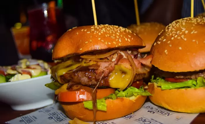 Burger festival με είσοδο 5 ευρώ