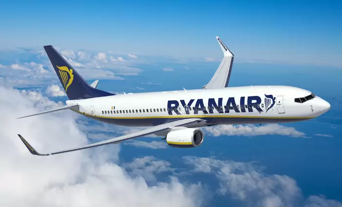Στα €355 εκατ. οι ζημιές για τη Ryanair