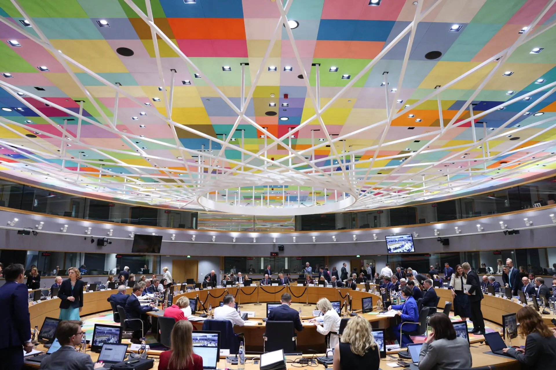 Οι «φτωχοί συγγενείς» που έγιναν αφεντικά