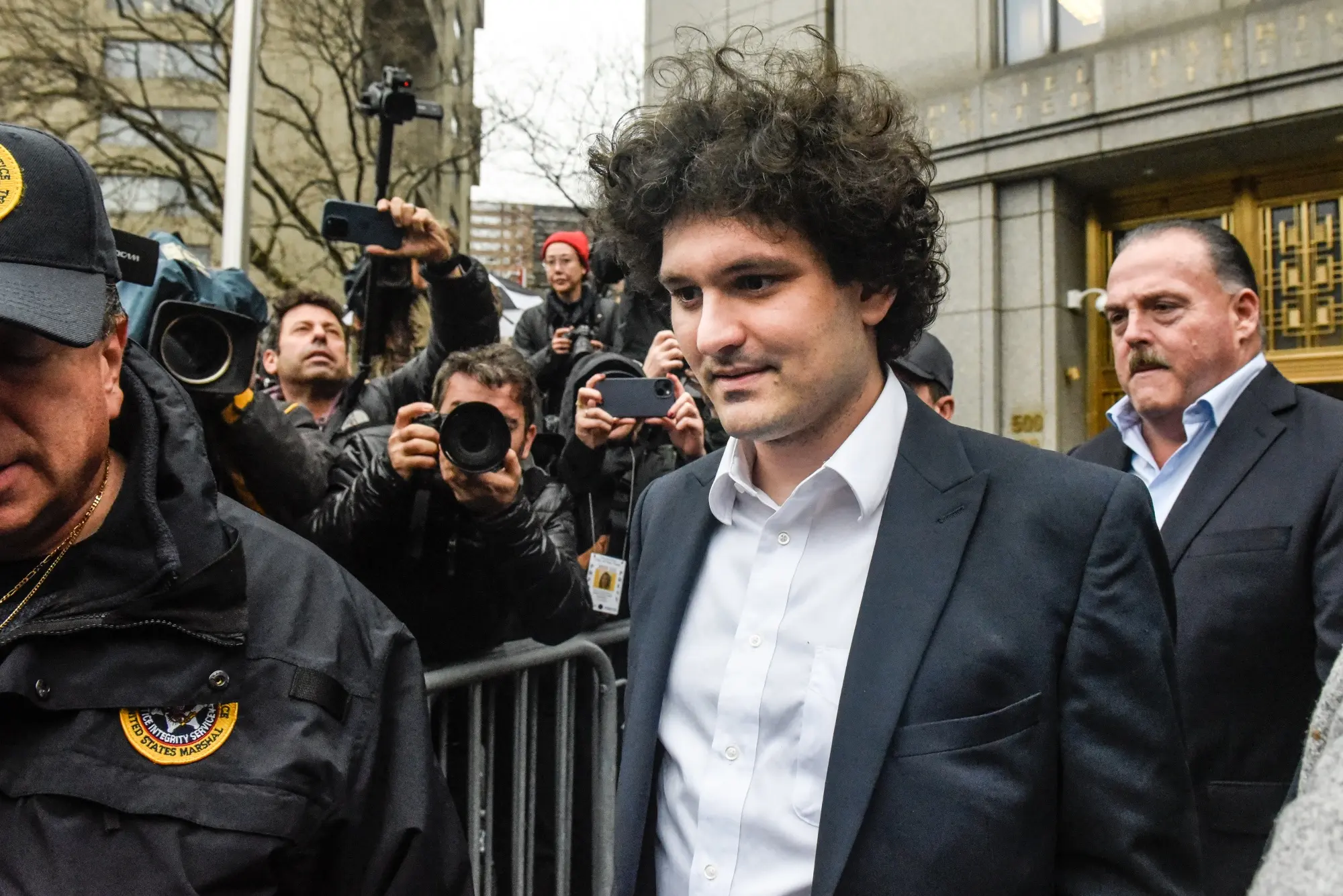 Σαμ Μπάνκμαν Φριντ: Από «βασιλιάς των crypto» στη φυλακή του Μπρούκλιν