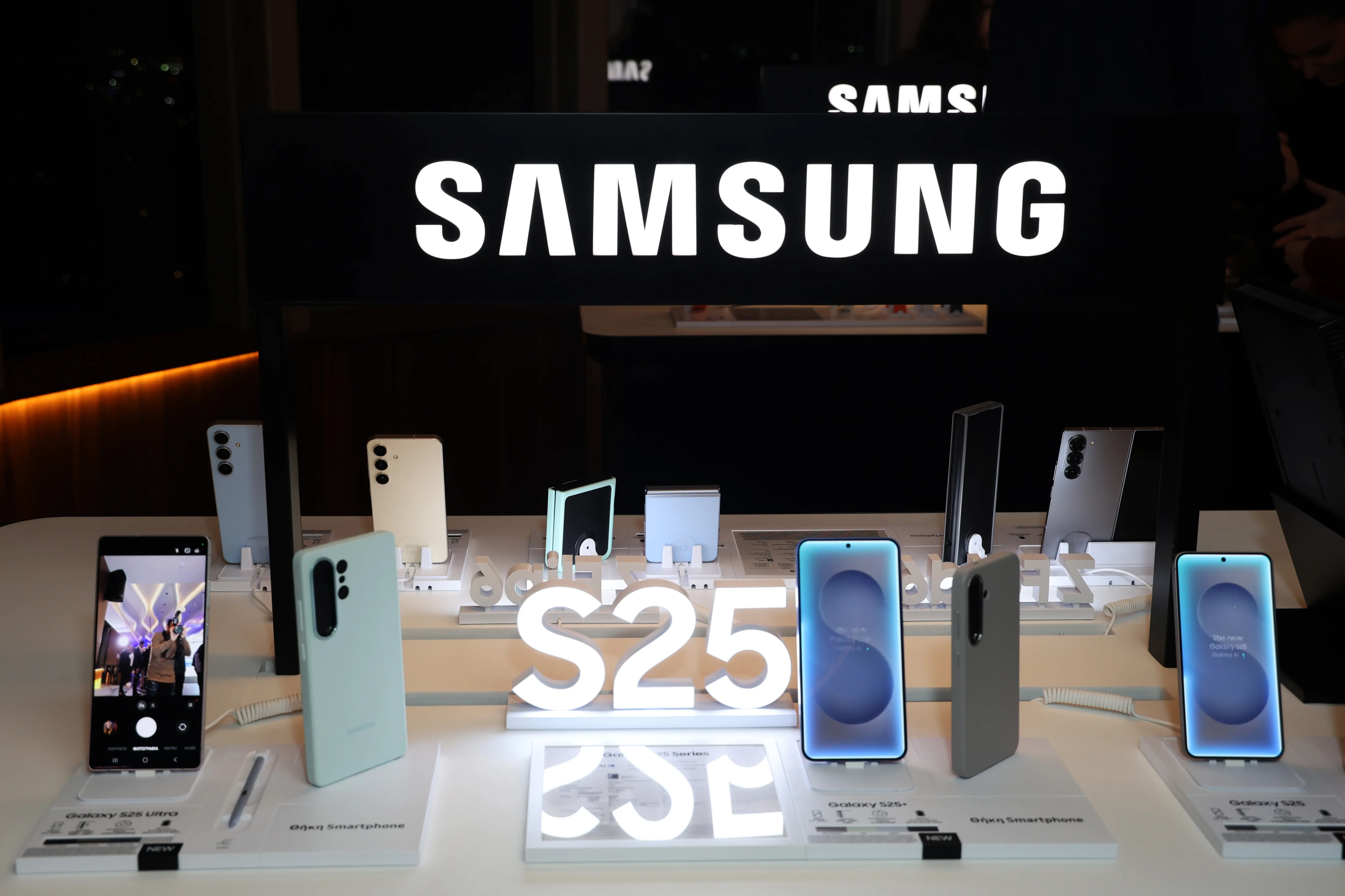 Η Samsung παρουσίασε το νέο Galaxy S25 στην Κύπρο