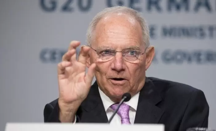 Σόιμπλε: Τι έγινε την ημέρα που η Ελλάδα πήρε 110 δισ. δάνειο