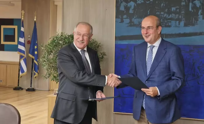 Λογισμικό παρακολουθεί σε πραγματικό χρόνο τις ροές μισθωτής εργασίας