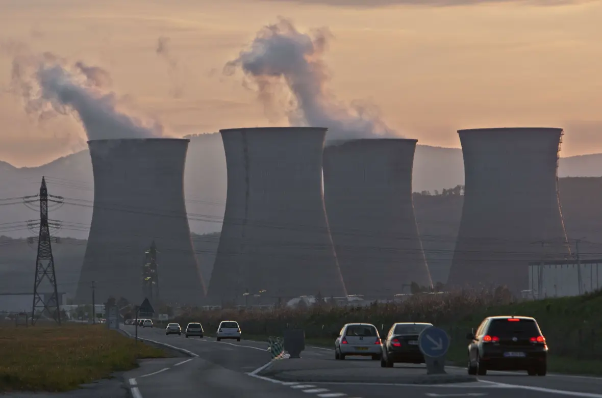 Αυξημένες κατά 2,2% οι εκπομπές αερίων του θερμοκηπίου στην ΕΕ το δ’ τρίμηνο