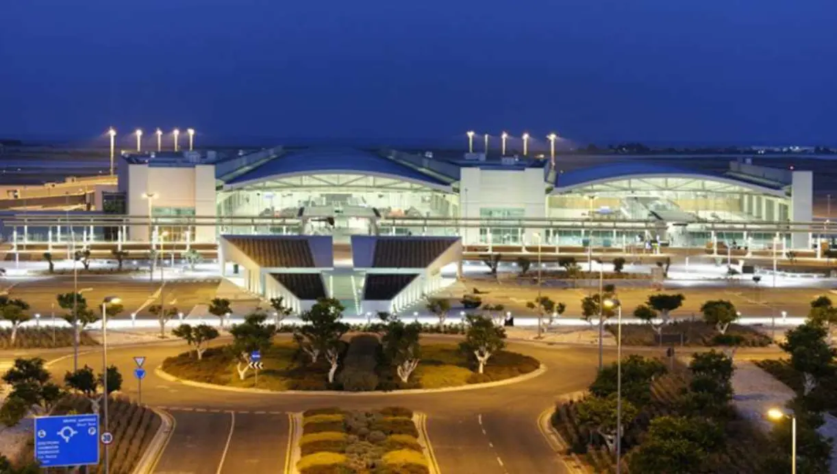 Δήμοι ζητούν αντισταθμιστικά από τον ΠτΔ για το αεροδρόμιο Λάρνακας