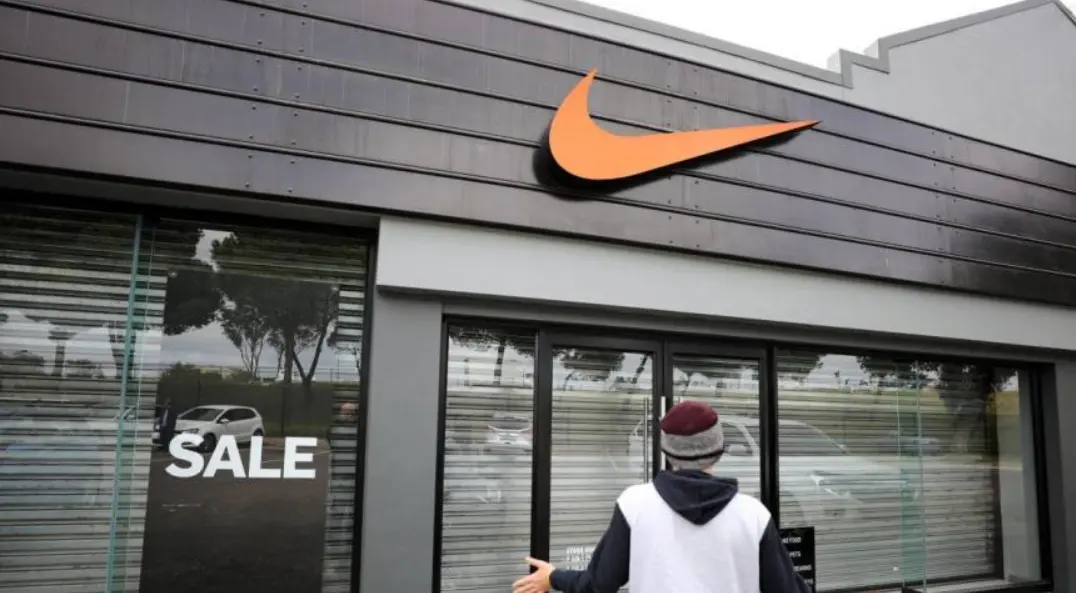 Η Nike εστιάζει στον αθλητισμό ξανά - Το τρικ και το λογότυπο