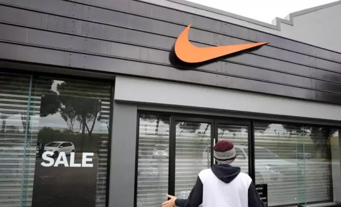 Η Nike εστιάζει στον αθλητισμό ξανά - Το τρικ και το λογότυπο