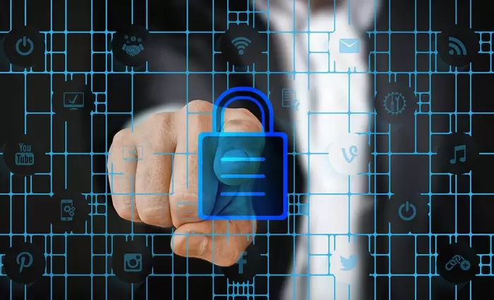 Ένας στους τρεις δεν ξέρει πώς να προστατεύσει την ιδιωτικότητά του στο ίντερνετ