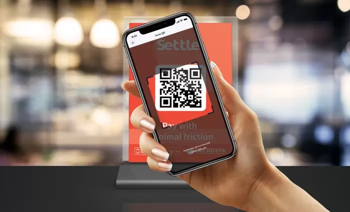 Νέα εφαρμογή στο κινητό λύνει τα χέρια με τις συναλλαγές (vid)