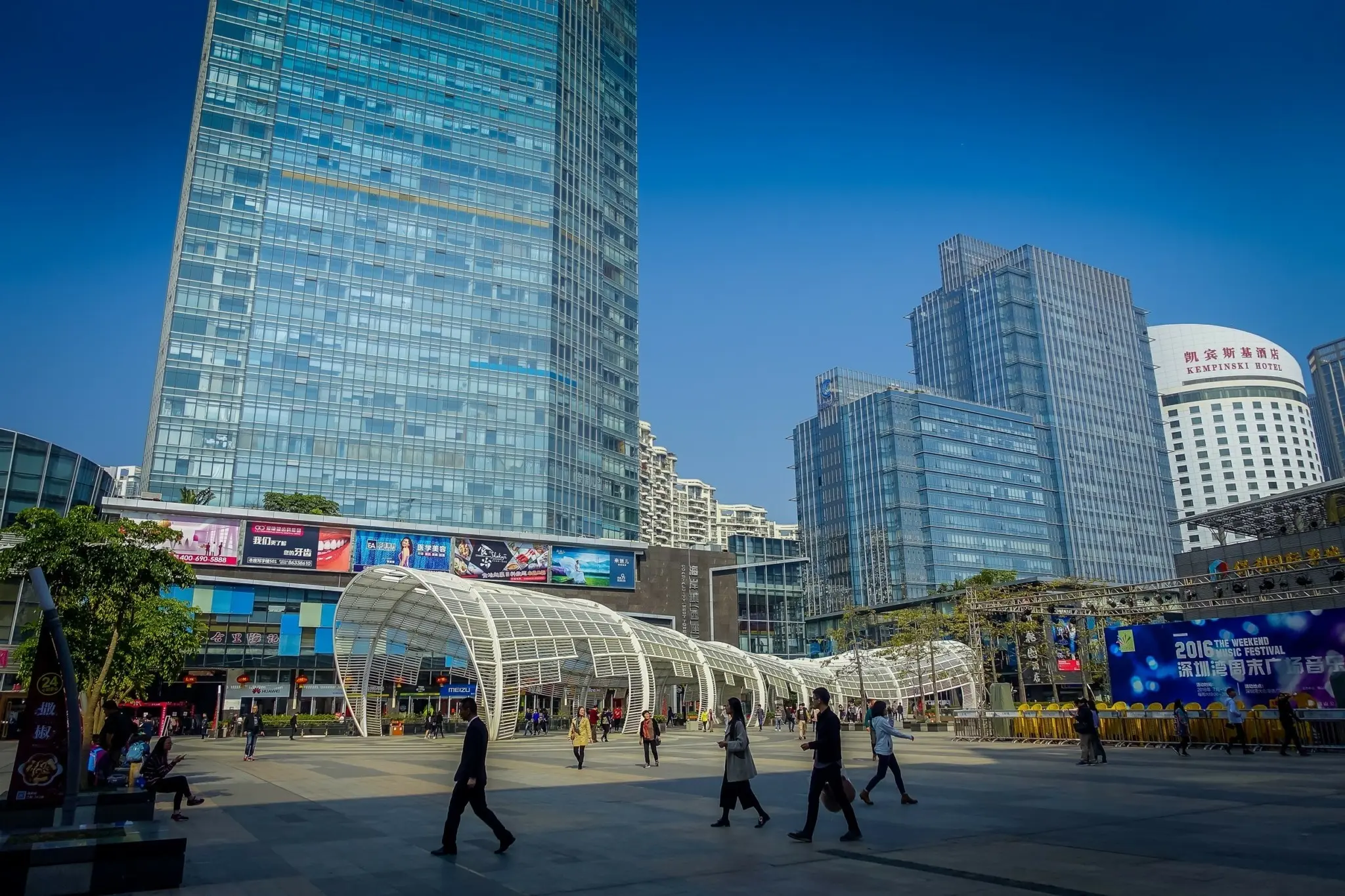 Πώς είναι να ζεις στις πιο «έξυπνες» πόλεις του κόσμου για το 2025