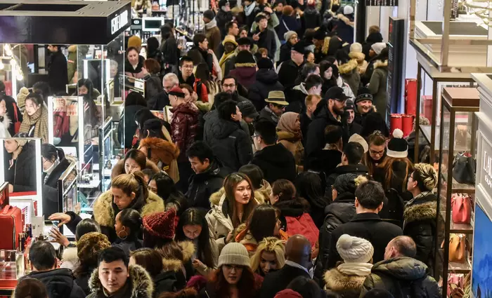 Μετά την Black Friday έρχεται το Σούπερ Σάββατο στις ΗΠΑ