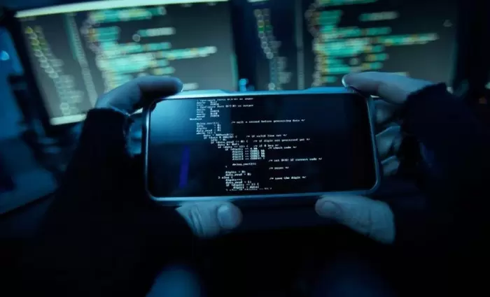 FT: Η υπόθεση spyware αμαυρώνει την αποκατεστημένη εικόνα της Ελλάδας