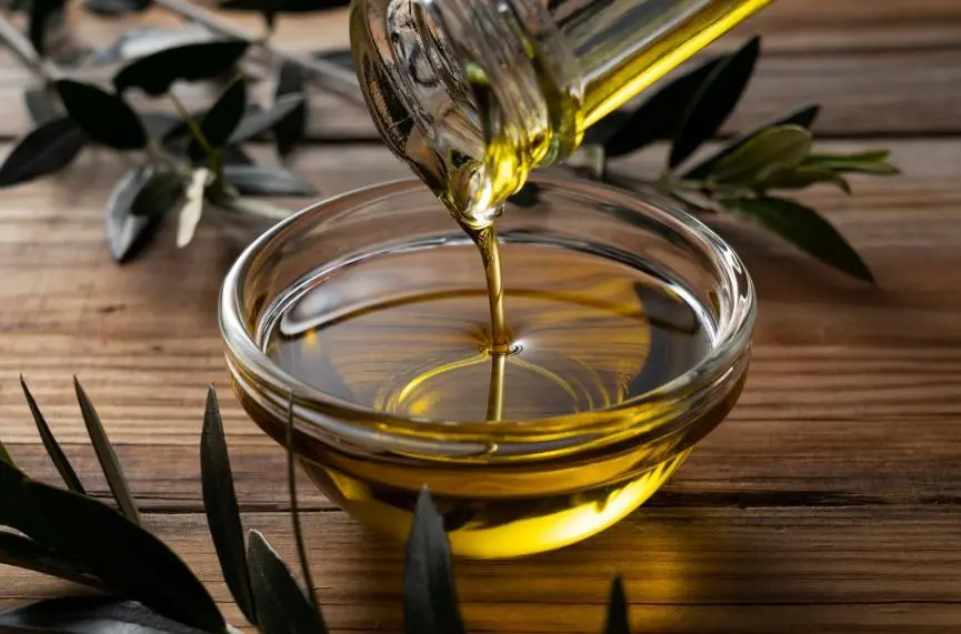 Ελαιόλαδο: Απειλή τα όρια MOAH που θεσπίζει η Κομισιόν