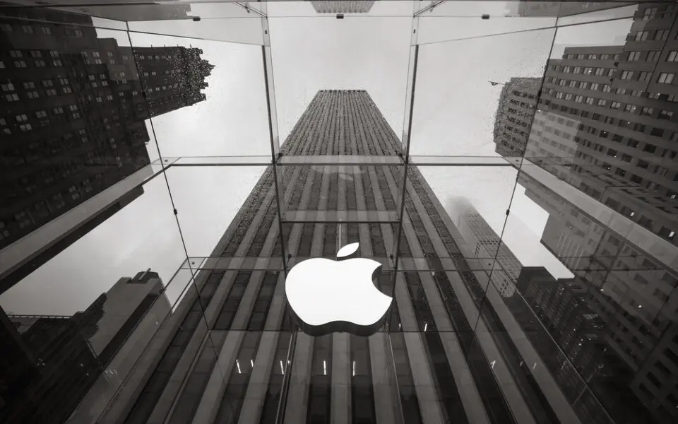 Η Apple έπεσε από τον θρόνο της - Ποια είναι η πολυτιμότερη εταιρεία στον κόσμο