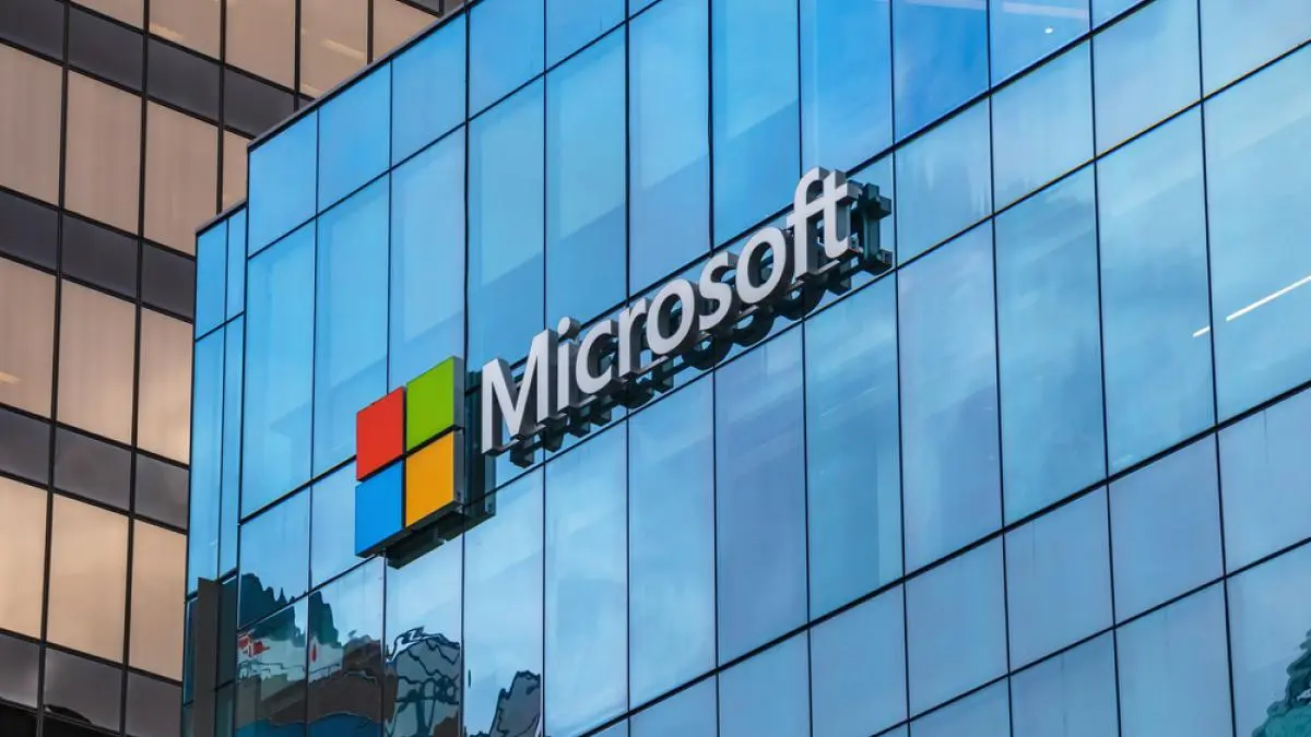Εκατοντάδες υπαλλήλους απέλυσε η Microsoft Corp αυτή την εβδομάδα
