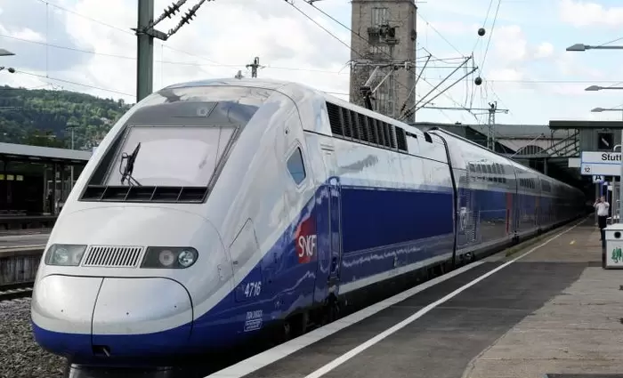 Κομισιόν: Το 2021 να καθιερωθεί ως το «Ευρωπαϊκό Έτος Σιδηροδρόμων»