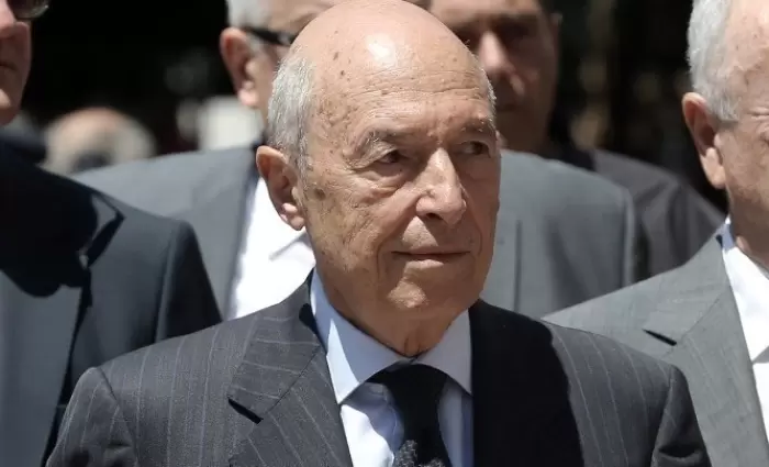 Πέθανε ο Κώστας Σημίτης