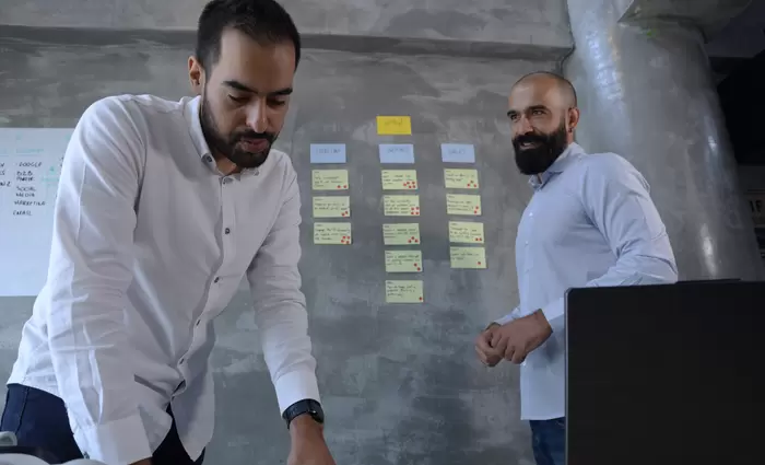 Simlead: Δίπλα σε κάθε επιχείρηση