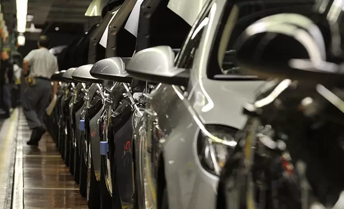 Daimler: Τεράστιο το κόστος από το σκάνδαλο ντίζελ στην Γερμανία