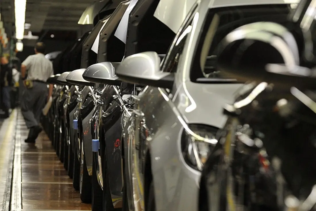 Daimler: Τεράστιο το κόστος από το σκάνδαλο ντίζελ στην Γερμανία