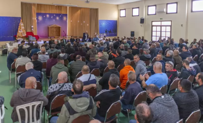 Σκυρόδεμα: Πιάνουν δουλειά στις εταιρείες που υπογράφουν σύμβαση