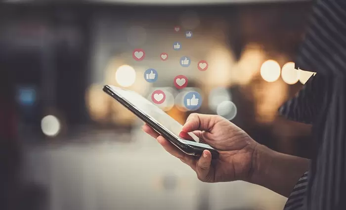 Σε αυτές τις χώρες γίνεται το περισσότερο σκρολάρισμα...