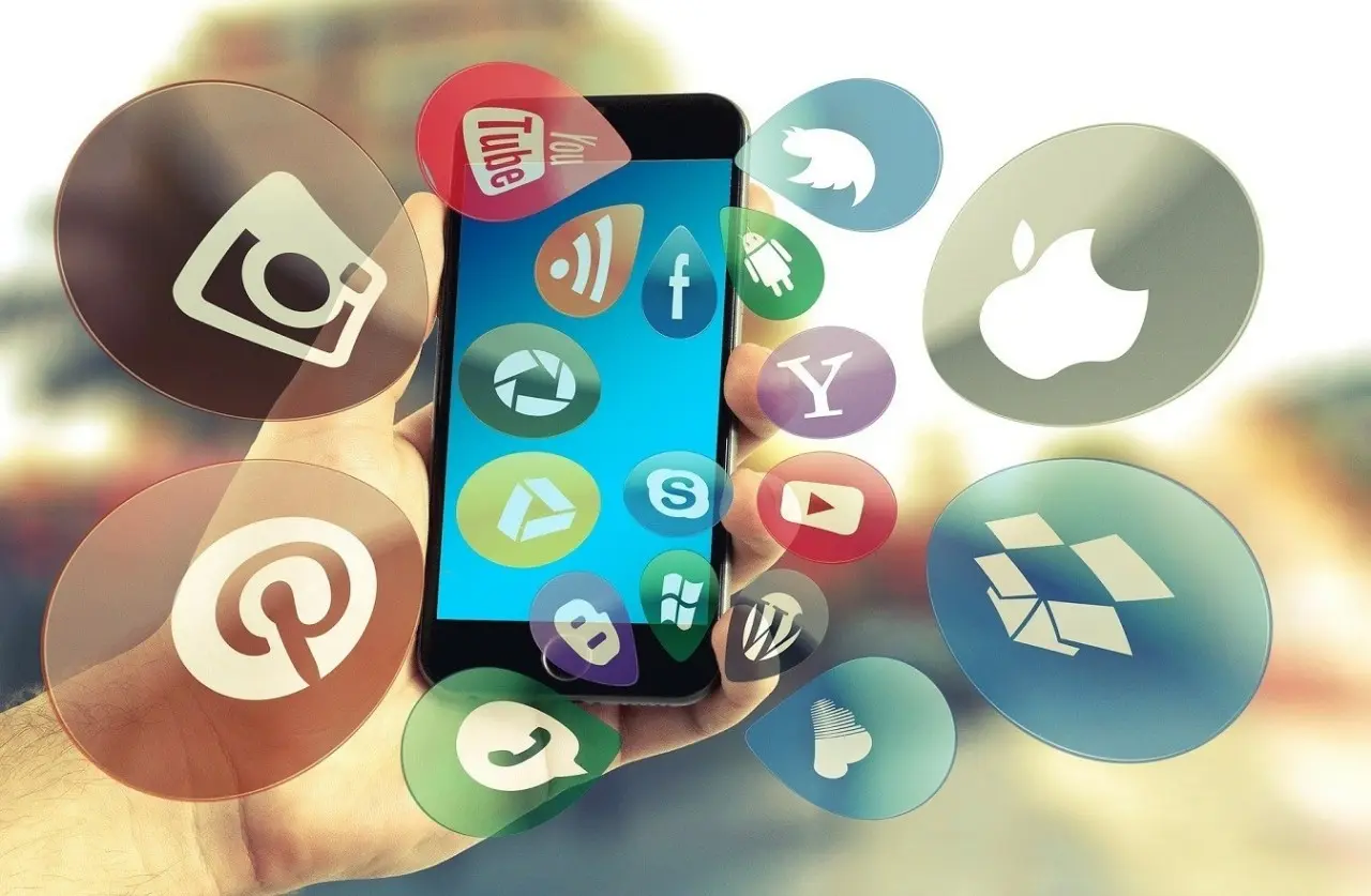 Influencers: Το 57% των GenZs θέλει να γίνει σταρ στα social media