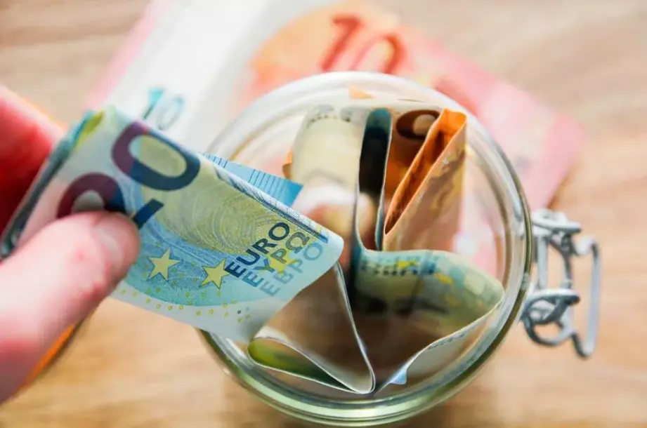 Πάνω από μισό δισ. κοινωνικές παροχές δρομολογούνται το 2025