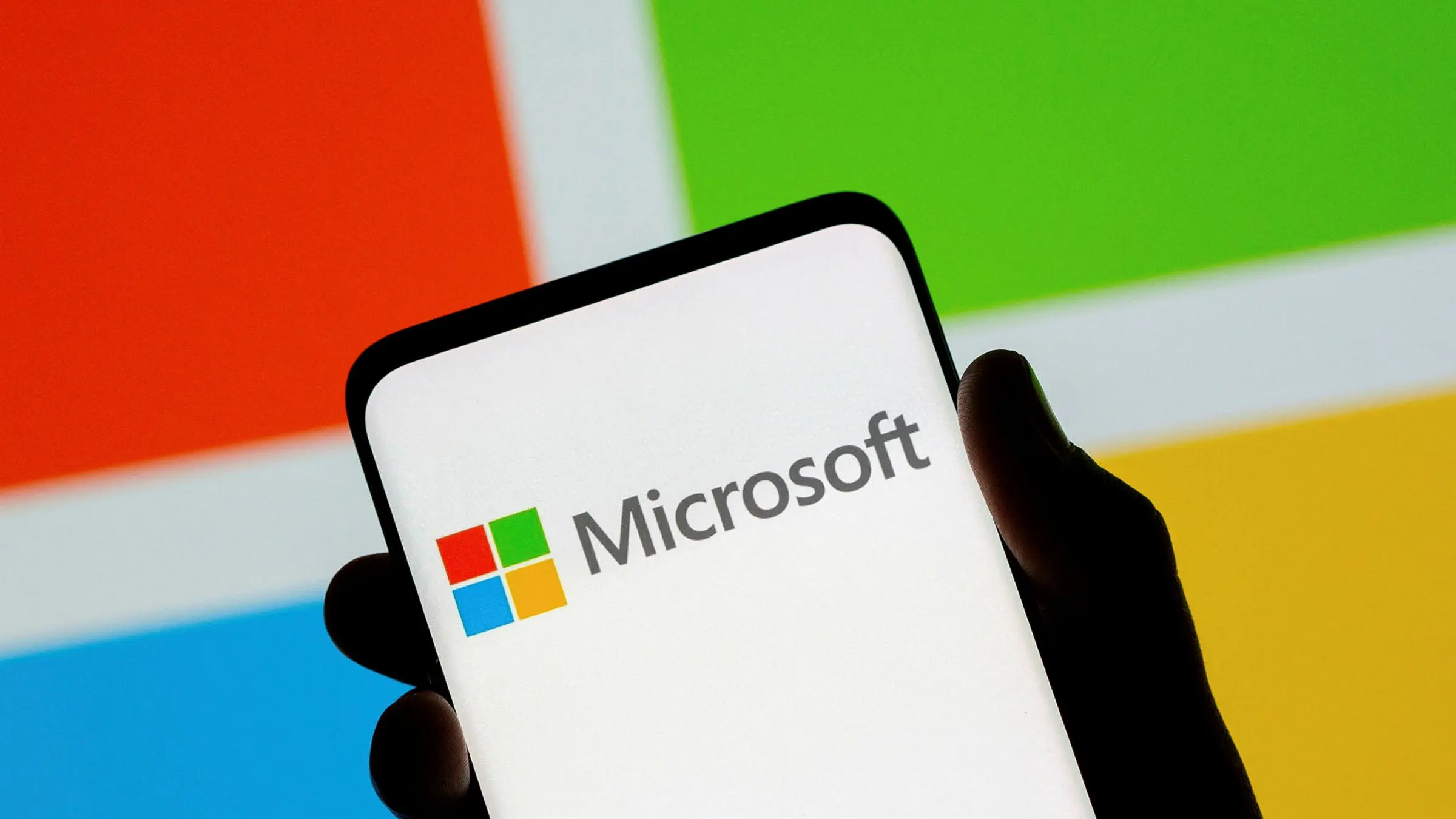 Microsoft: Σχεδόν 1.000 απολύσεις εργαζομένων σε μία εβδομάδα
