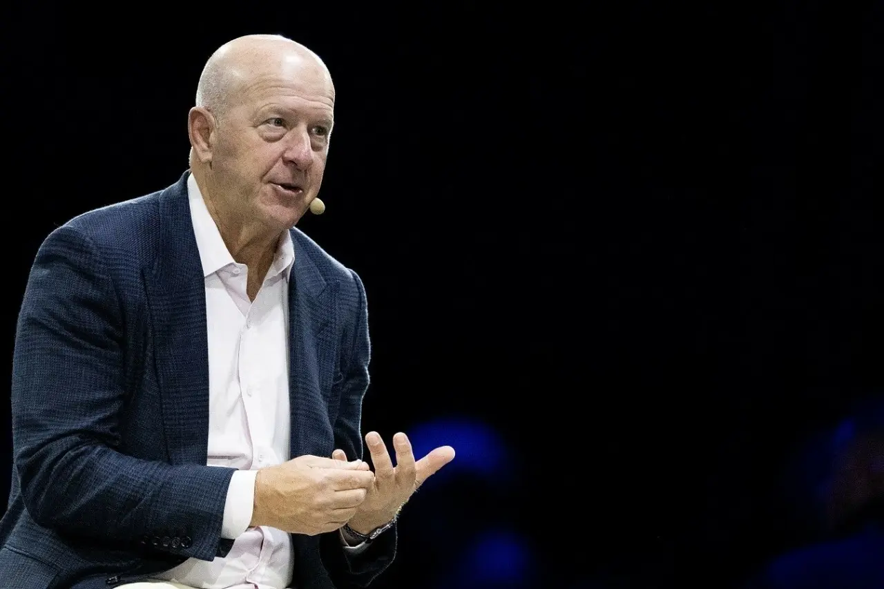 Ο CEO της Goldman Sachs βλέπει ανάκαμψη της αμερικανικής οικονομίας