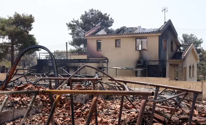 ΣΥΠΡΟΔΑΤ: Ζητά αναστολή δόσεων και εκποιήσεων για πυρόπληκτους