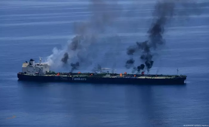 OHE: Καταδικάζει την επίθεση σε ελληνόκτητο πλοίο και εκπέμπει SOS για Ερυθρά