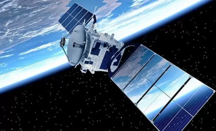 Δορυφορικό ίντερνετ: Σκληραίνει η κόντρα του Μασκ με την Κίνα – Από κοντά και ο Μπέζος