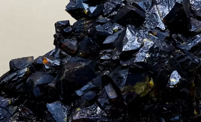 Η Ιαπωνία ξεκινά γεωτρήσεις για σπάνιες γαίες στον βυθό του Ειρηνικού