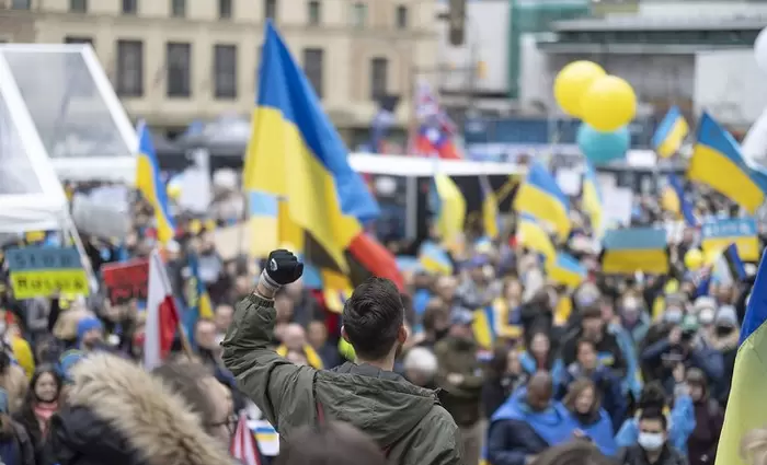 Πώς μπορούν πραγματικά να βοηθήσουν οι εταιρείες στην Ουκρανία