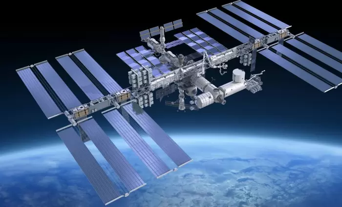 Συμμαχία Βρετανίας και Σαουδικής Αραβίας σε διαστημικό φωτοβολταϊκό πάρκο