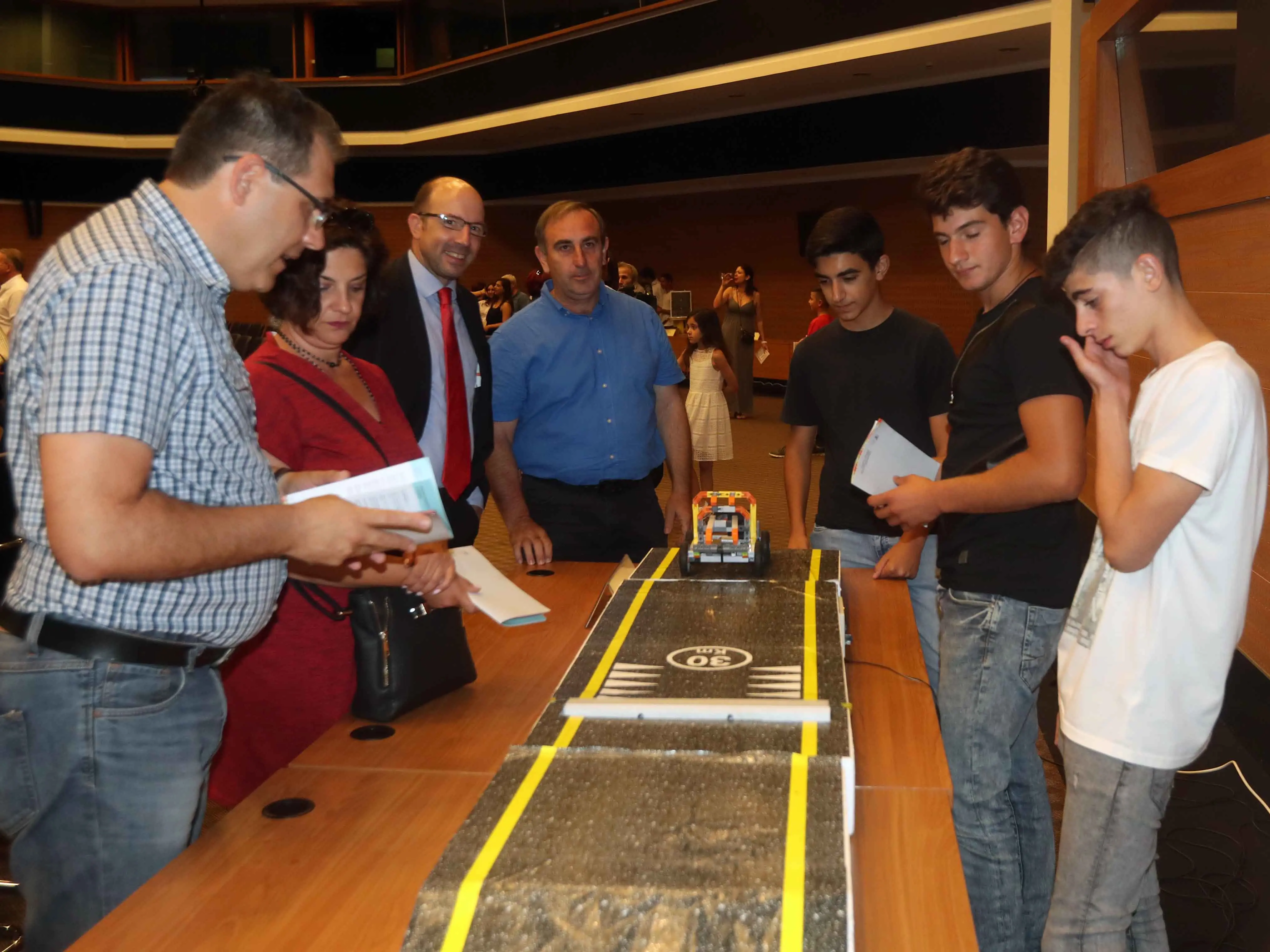 ΙΠΕ: Βράβευσε τους νικητές των μαθητικών διαγωνισμών ΜΕΡΑ και ΤΕΚΕ