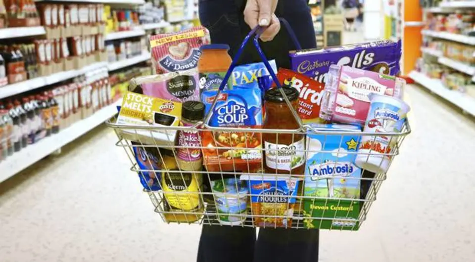 Οι Βρετανοί μαζεύουν 