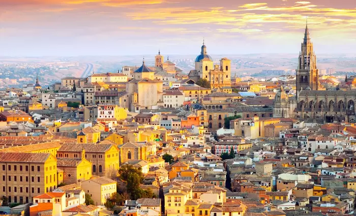 Ισπανία: Σε επίπεδα ρεκόρ η μείωση της ανεργίας