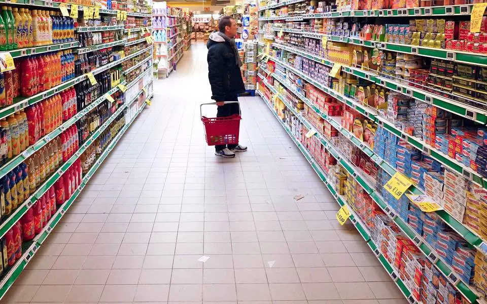 Ανοδικά κινήθηκε το λιανεμπόριο το 2019