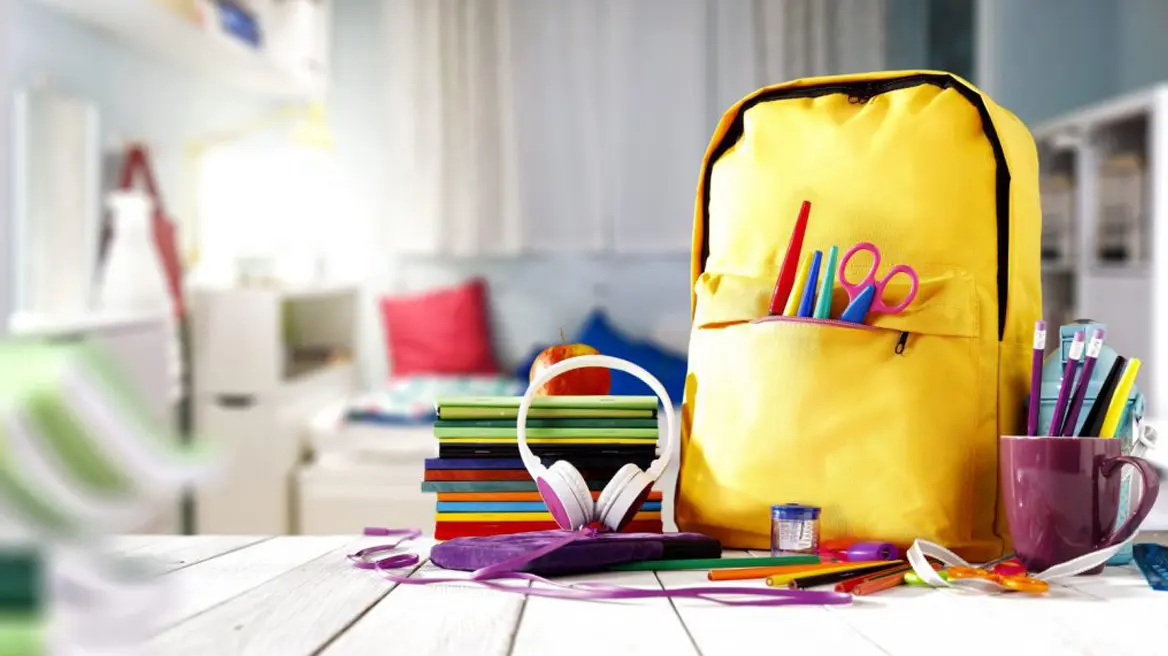 Πώς να εξοικονομήσεις χρήματα στα σχολικά είδη - Τα 8 tips της Pricefox