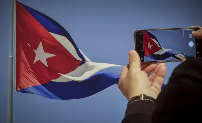 Κούβα: Επικυρώθηκε το νέο Σύνταγμα 