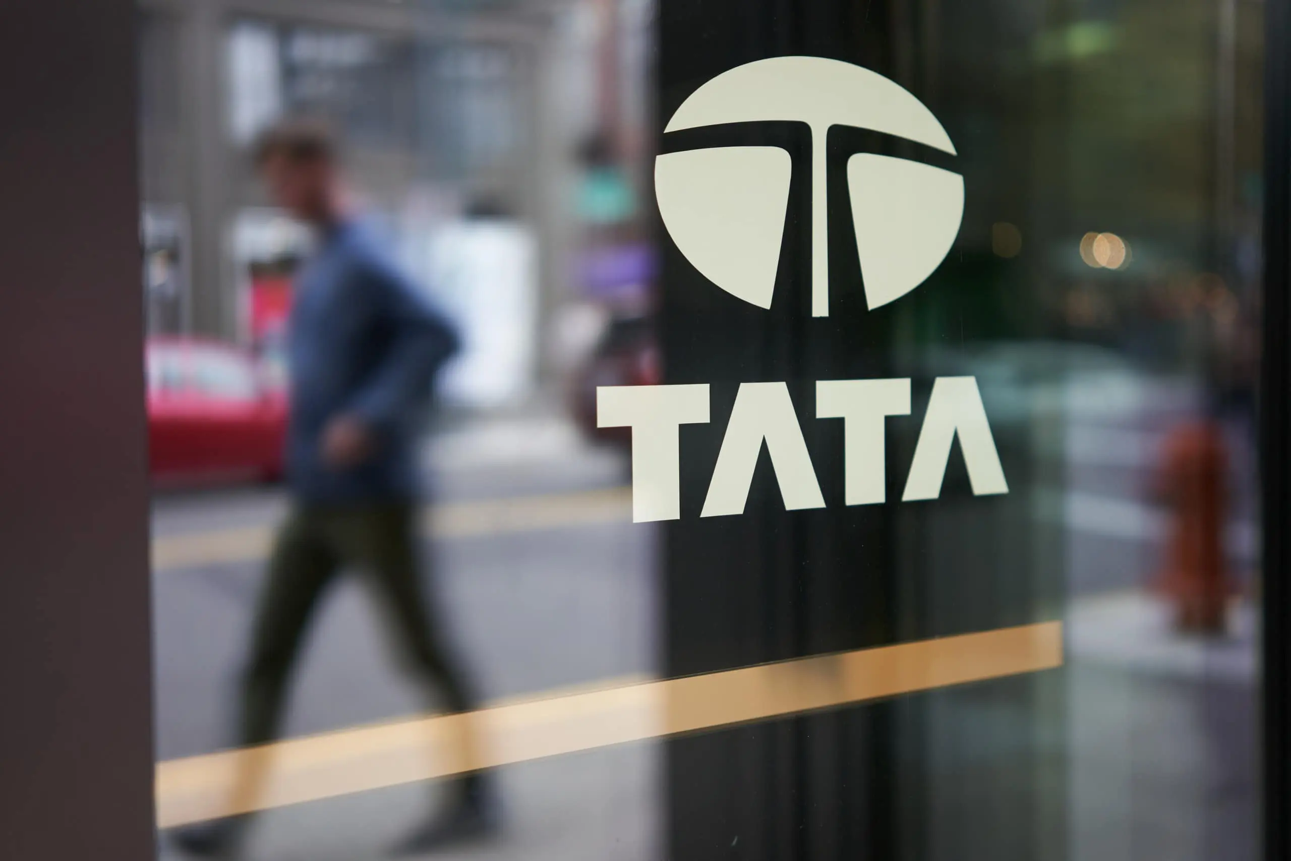 Tata Group: Πώς έχασε 75 δισ. δολάρια σε αξία μέσα στο 2025