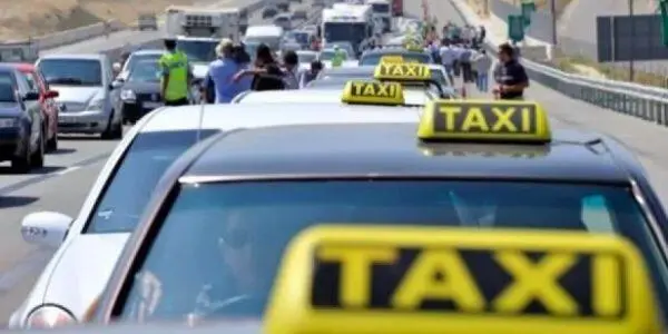 Ανεβάζουν χειρόφρενο και απεργούν οι οδηγοί ταξί   