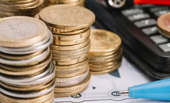 Λύση για κατάργηση τέλους εταιρειών €350 επιδιώκει η Επιτροπή Ενέργειας