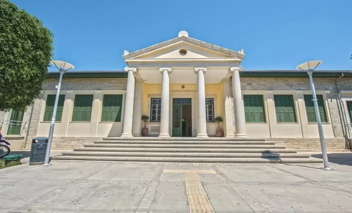 Προειδοποιεί με στάση εργασίας το διοικητικό προσωπικό του ΤΕΠΑΚ