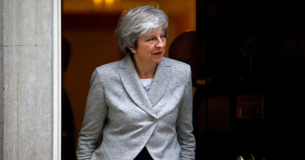 Μέι: Το Λονδίνο θα συνεργασθεί με την Ισπανία για το Brexit