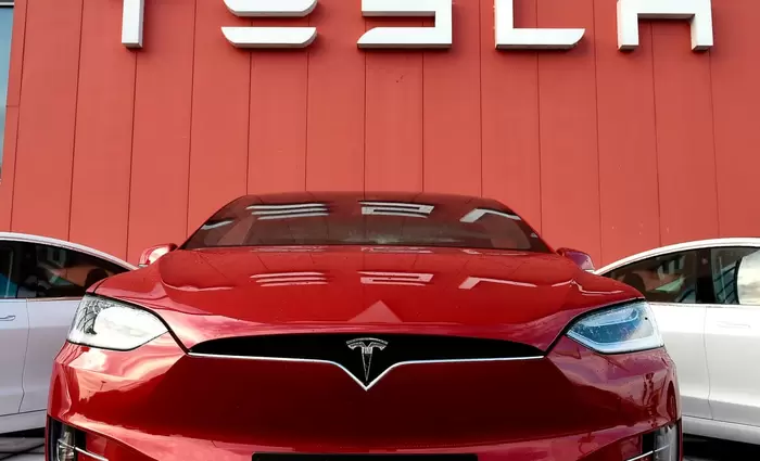 Tesla: Πωλήσεις πέρα από κάθε προσδοκία - 241.000 οχήματα στο τρίμηνο