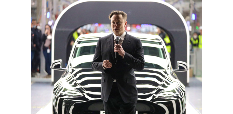 Ειδική επιτροπή της Tesla επανεξετάζει τον μισθό του Μασκ