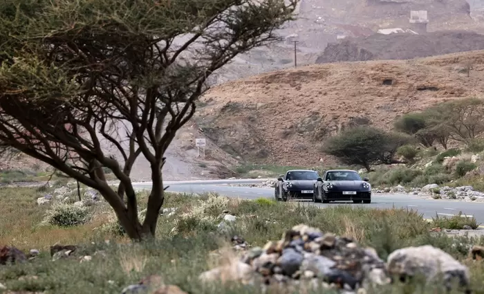 Ολοκληρώθηκε με επιτυχία η εξέλιξη της πρώτης 911 με υβριδικό σύστημα κίνησης